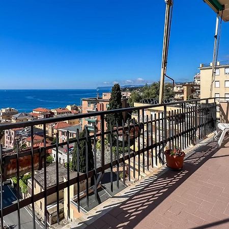 Grande Appartamento Vista Mare ヴァラッツェ エクステリア 写真