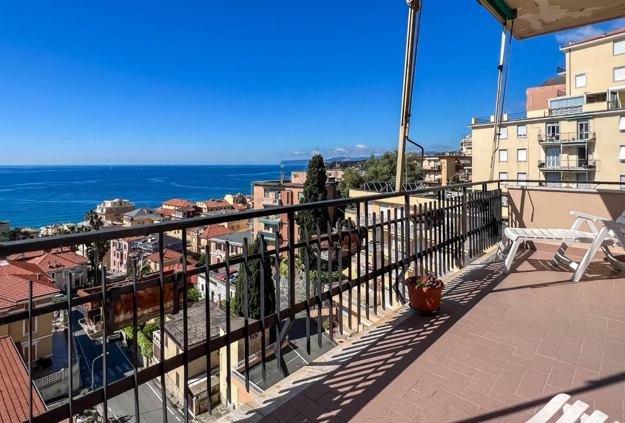 Grande Appartamento Vista Mare ヴァラッツェ エクステリア 写真