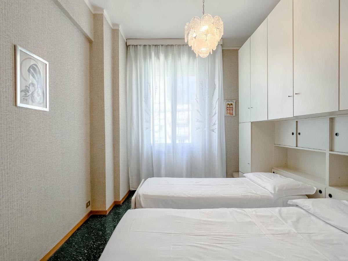 Grande Appartamento Vista Mare ヴァラッツェ エクステリア 写真